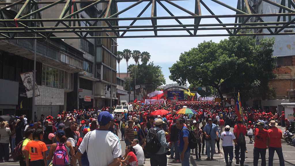 Maduro appelle les Vénézuéliens à dire «non» au coup d’État et aux États-Unis