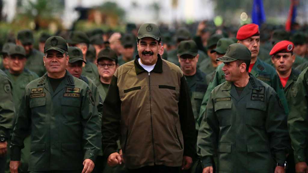 Nicolas Maduro en tête de la marche des militaires pour la patrie