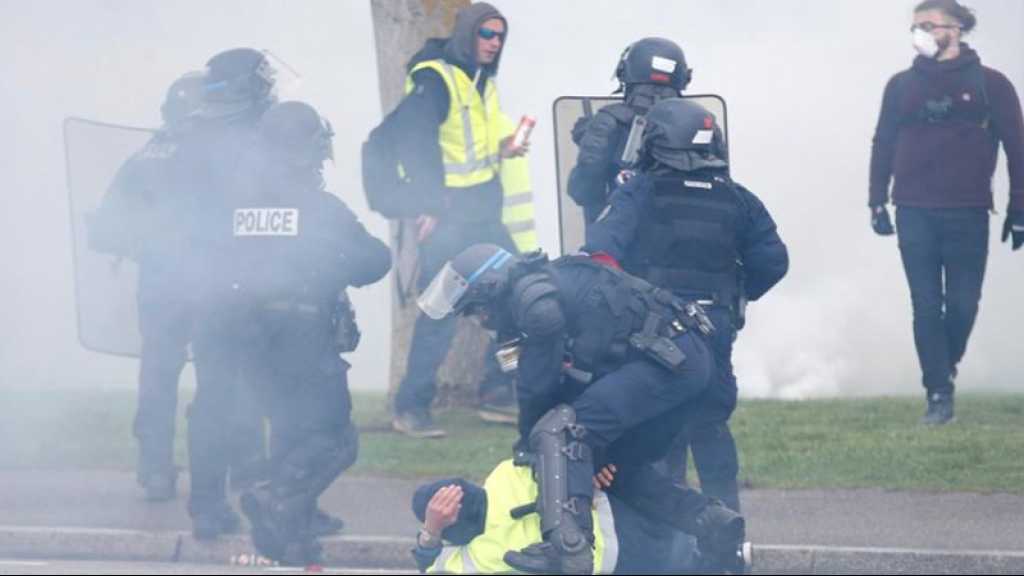 «Gilets jaunes»: des policiers seront jugés, indique le procureur de Paris