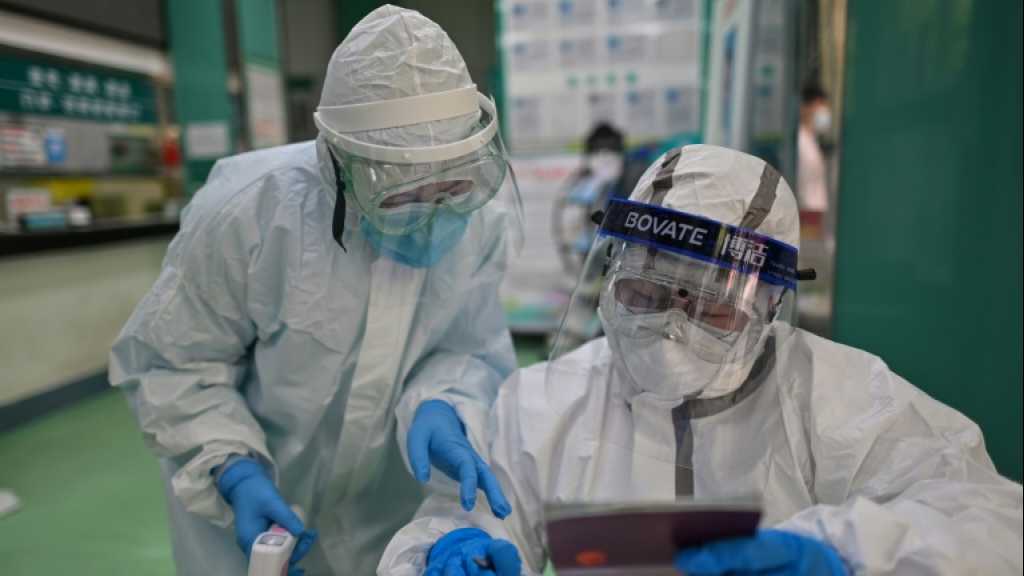 Virus: bilan des victimes révisé à la hausse en Chine, Trump veut faire «redémarrer l’Amérique»