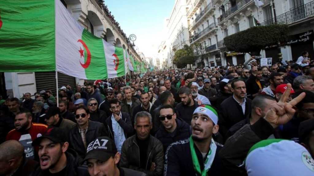 Algérie: un rassemblement pro-«Hirak» empêché par la police, 12 interpellations