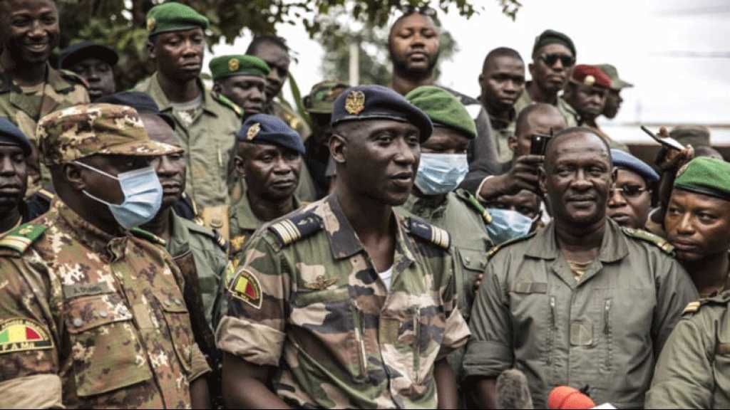 Mali: les militaires comptent rester 3 ans au pouvoir et libérer le président Keïta