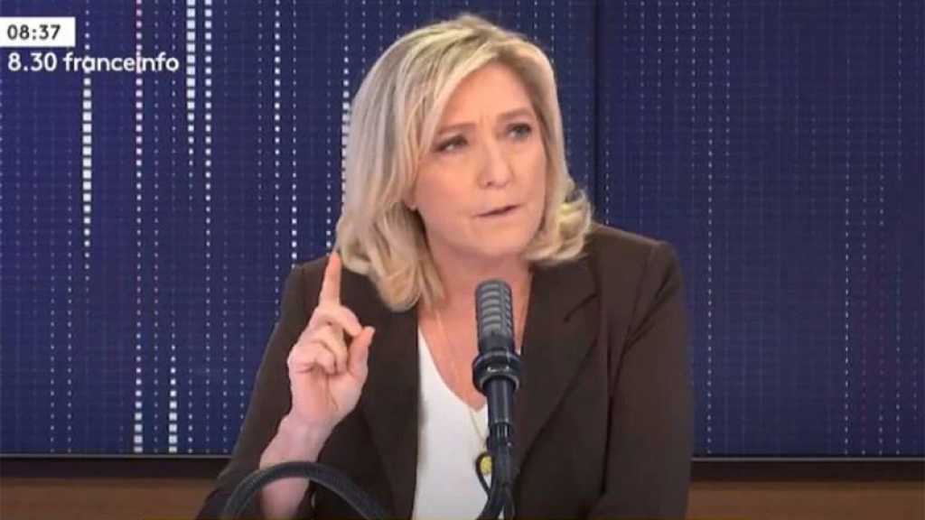 Tribune de militaires: Marine Le Pen réitère son soutien, n’y voit aucune menace de putsch