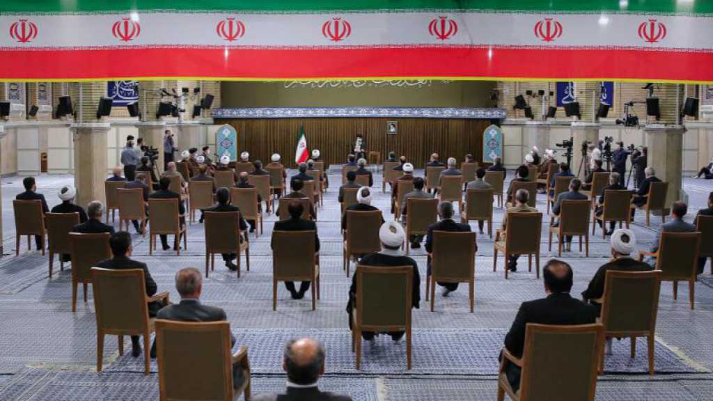 Sayed Khamenei: Aux élections, le peuple iranien a porté un coup dur à des milliers d’organes appelant au boycott