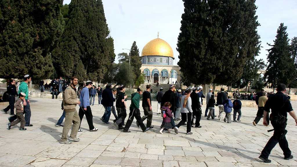 Pour la cinquième journée consécutive, colons et policiers envahissent la mosquée al-Aqsa