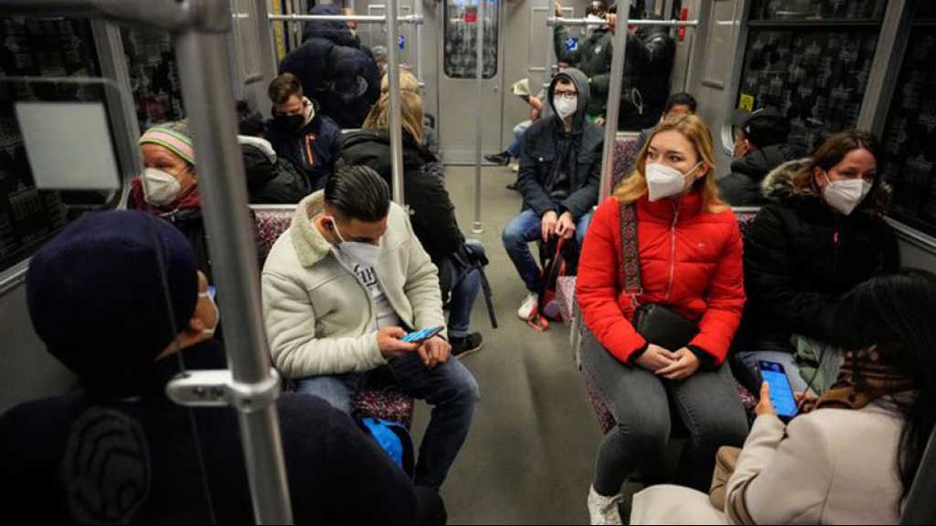 Covid-19: en France, le masque n’est plus obligatoire dans les transports