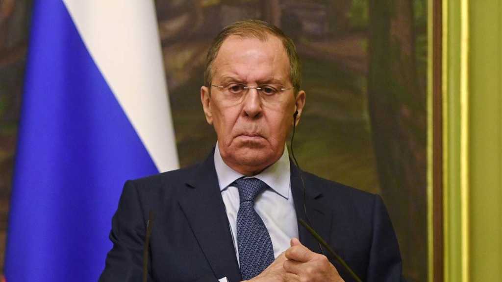 Guerre en Ukraine: les pays voisins de la Serbie ferment leur espace aérien, Lavrov annule sa visite