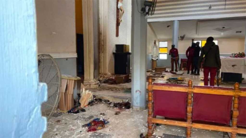 Nigéria: Des hommes armés tuent de nombreux fidèles dans l’attaque d’une église