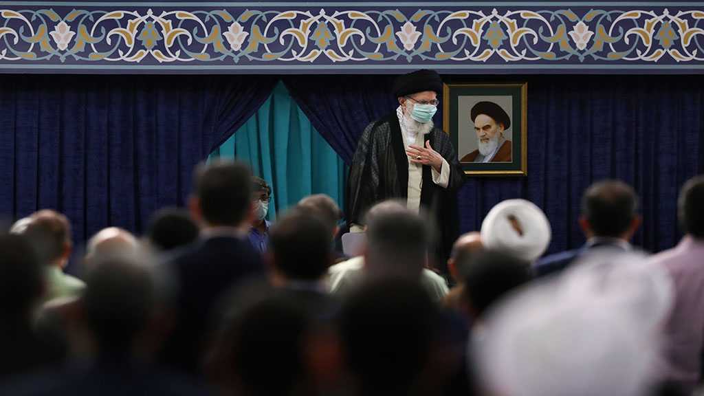Sayyed Khamenei: Dénoncer les complots et les plans sionistes pendant le pèlerinage est une nécessité