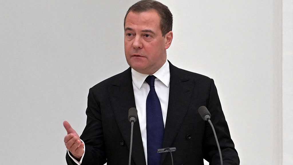 Medvedev: L’idée de châtier un pays qui a le plus grand arsenal nucléaire est absurde