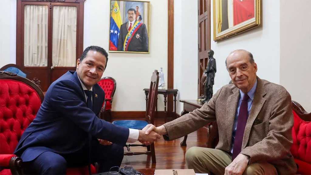 Après trois ans de rupture, le Venezuela et la Colombie échangent des ambassadeurs
