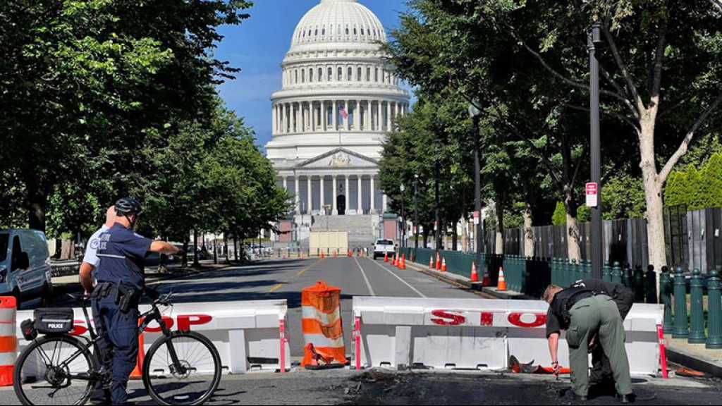 Etats-Unis: un homme se tue après avoir foncé dans une barricade près du Capitole