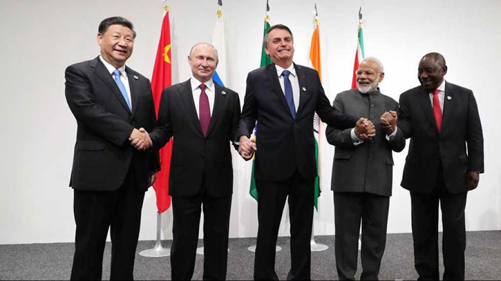 BRICS: la Russie et l’Inde liquident le dollar
