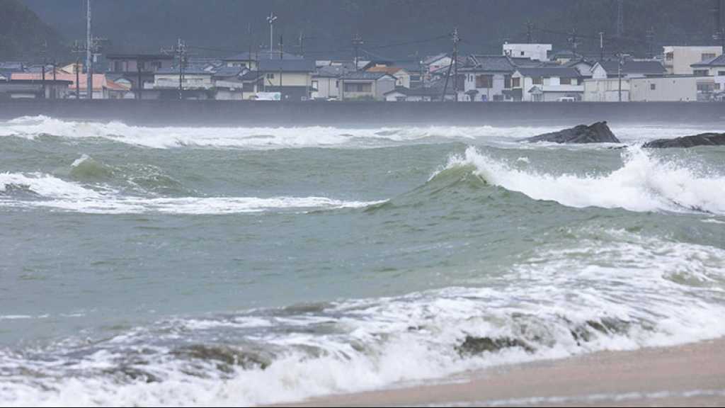 Le Japon se prépare au passage du «très dangereux» du typhon Nanmadol