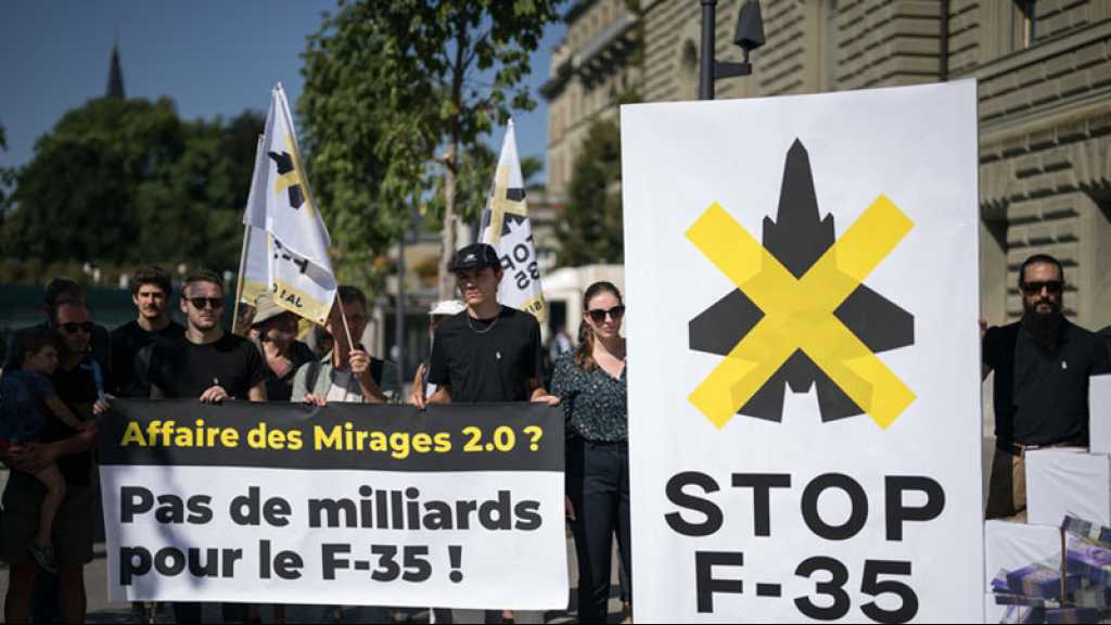 La Suisse signe le contrat controversé pour l’achat de 36 chasseurs F35 américains