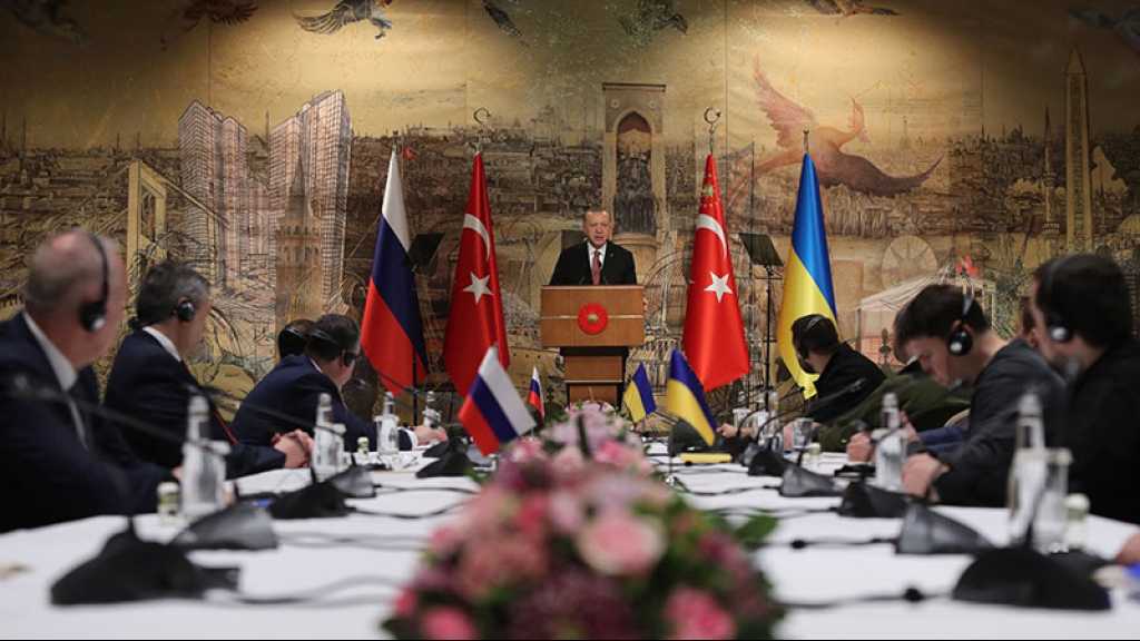 Ukraine: l’aide militaire occidentale se poursuit, la Russie attend une offre de médiation turque