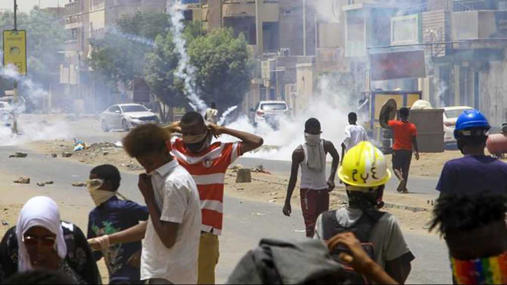 Soudan: gaz lacrymogènes contre des milliers de manifestants anti-putsch