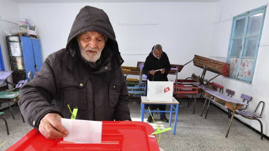 Tunisie: très faible participation aux législatives, nouveau désaveu pour le président