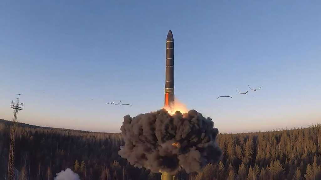 Poutine promet la mise en service de son missile balistique intercontinental Sarmat cette année