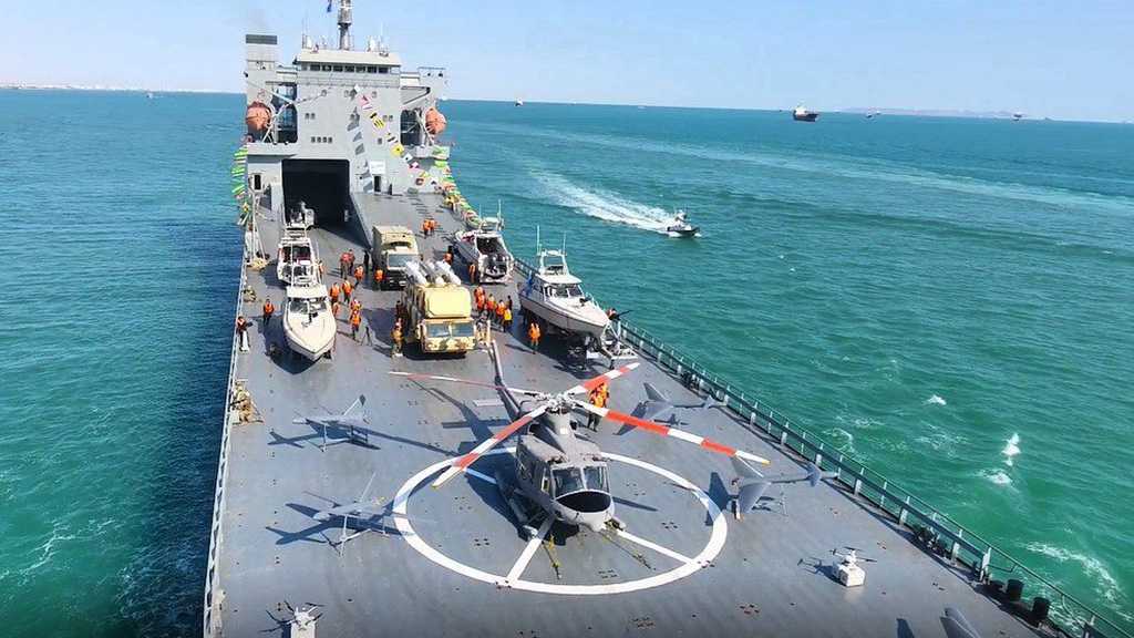 Le CGRI équipe son nouveau navire de guerre de drones kamikazes