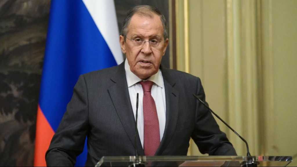 L’Union européenne se transforme en une sorte d’alliance militaire, estime Lavrov