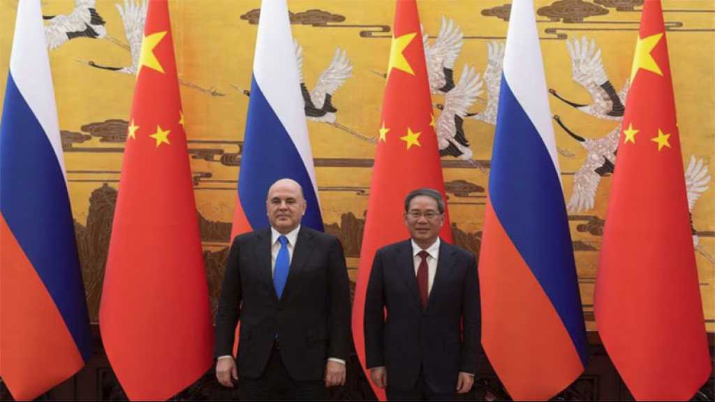A Pékin, le PM russe dénonce la «pression» de sanctions «illégitimes» de l’Occident