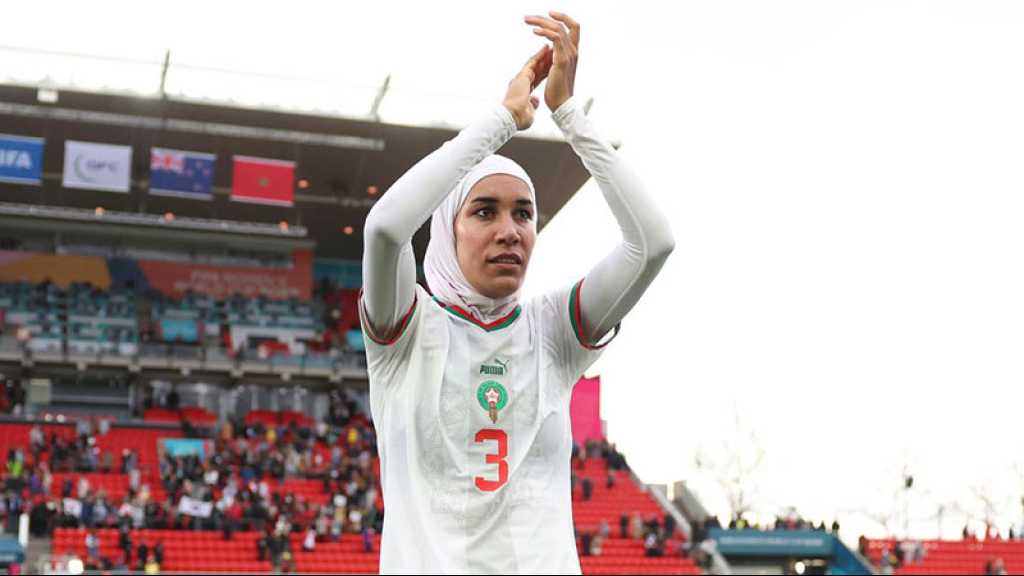 Football: la Marocaine Nouhaila Benzina devient la première joueuse voilée en Coupe du monde