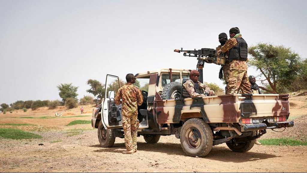 Mali: des hommes armés s’emparent de deux camps militaires