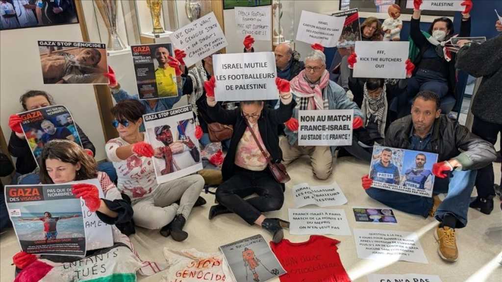  Paris: des militants pro-palestiniens protestent contre le match France-«Israël» au Stade de France