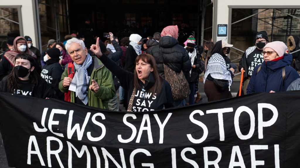 Canada: Des manifestants pro-palestiniens s’emparent du Parlement à Ottawa