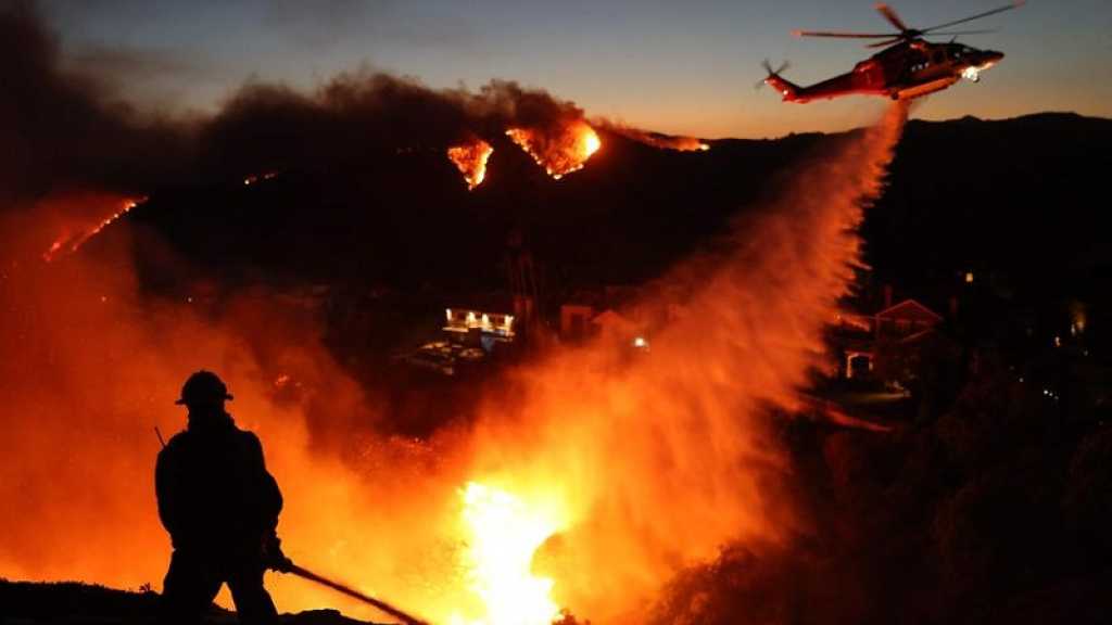 États-Unis: Environ 30.000 personnes fuient les spectaculaires incendies près de Los Angeles